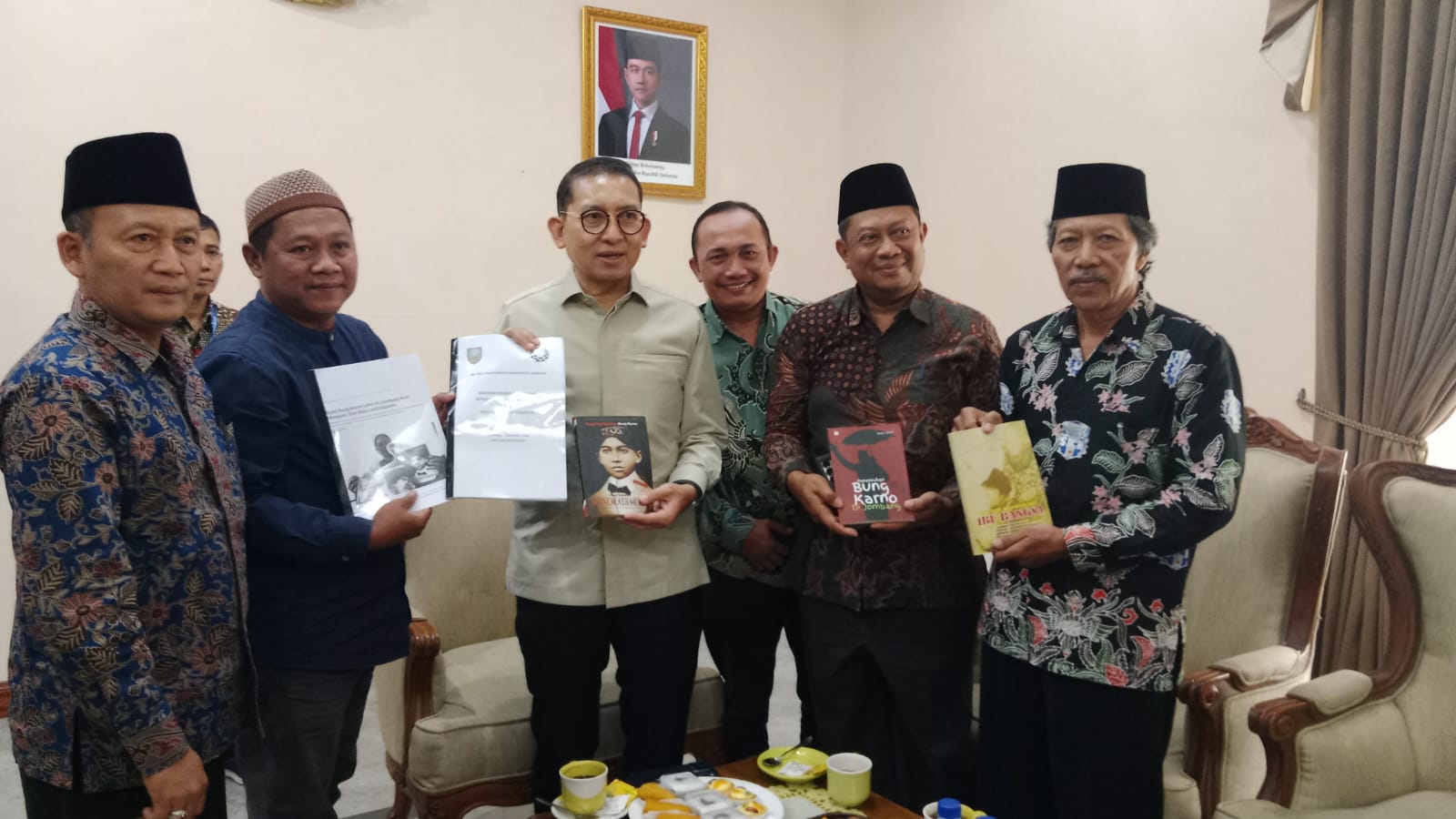 Kemenbud Terima Kajian Jombang soal Kelahiran Soekarno