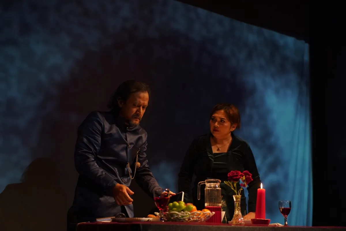 Kritik Ekosistem Kebudayaan Mewarnai Pentas Teater Cara Menjadi Sederhana
