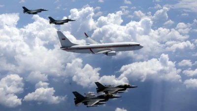 Analisis Strategis Pengawalan VVIP: Demonstrasi Power Projection TNI AU