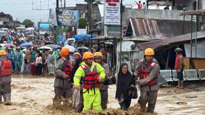 Banjir Sumatera: 883 Korban Tewas, Pemerintah Intensifkan Operasi Nasional