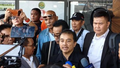 Eksaminasi Hukum Acara, PN Jakarta Selatan Hadang Intervensi Sidang Roy Suryo