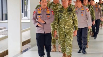 Kapolri Absen Rapat Satgas PKH Kemhan Dorong Spekulasi Pasar