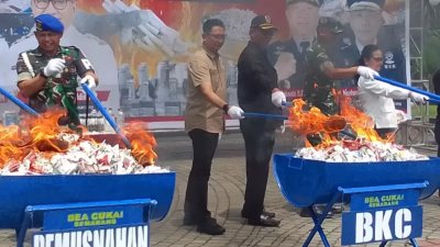 Menkeu Purbaya Dorong Efisiensi Fiskal Lewat Legalisasi Terstruktur CHT
