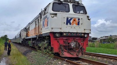 Rebranding KA Anggrek: Langkah Strategis KAI di Tengah Krisis Operasional