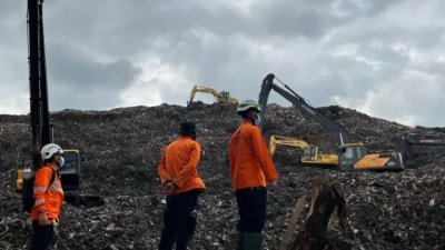 Tragedi Bantargebang: Kegagalan Operasional di Tengah Beban Kritis Sampah