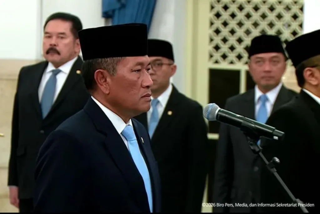 Prabowo Resmikan Universitas Republik Indonesia Cetak SDM Strategis BUMN