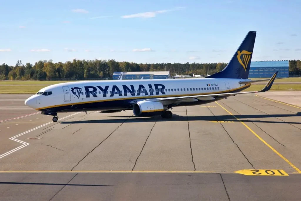 Insiden Dekompresi Ryanair Soroti Risiko Manufaktur dan Kewajiban Redesain Boeing