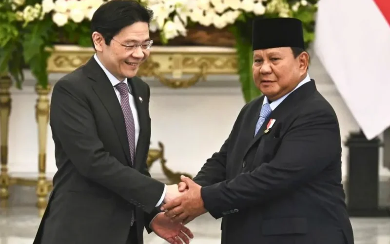 Prabowo Sambut PM Singapura